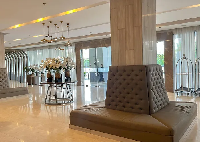 Cozy 642 1br Shore3 Residence, Amenity Pool View, Near Airport, Ikea, Moa, Smx, Pasay City, *