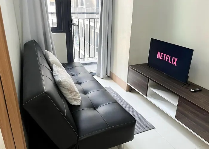 Apartment Cozy 642 1br Shore3 Residence, Amenity Pool View, Near Airport, Ikea, Moa, Smx, Pasay City, Manila