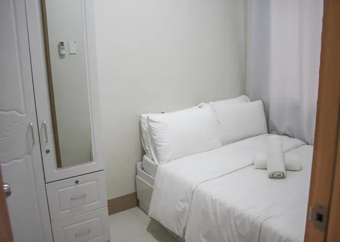 Cozy 642 1br Shore3 Residence, Amenity Pool View, Near Airport, Ikea, Moa, Smx, Pasay City,
