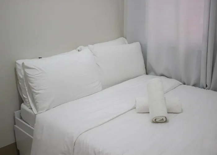 Cozy 642 1br Shore3 Residence, Amenity Pool View, Near Airport, Ikea, Moa, Smx, Pasay City, Apartment